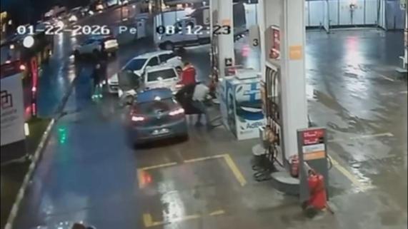 Pendikte eve girip anahtarı çaldı, benzin alırken yakalandı