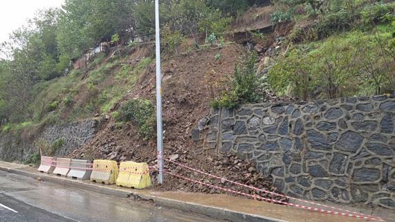 İstanbulda sağanak; yollar göle döndü