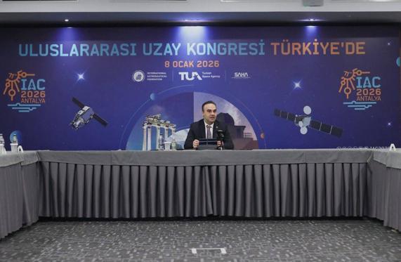 Bakan Kacır: Dünyanın en büyük uzay etkinliğine Antalyada ev sahipliği yapacağız