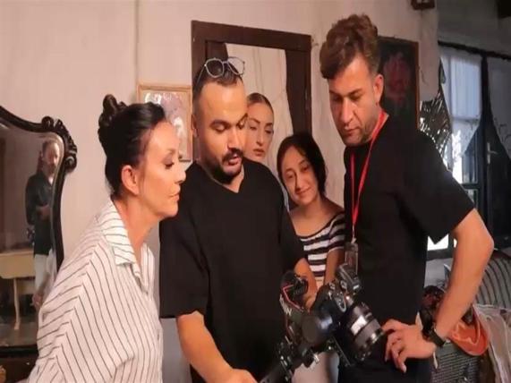 Şarkıcı Güllünün oğlu Tuğberk, şikayetçi sıfatıyla ifadeye çağrıldı