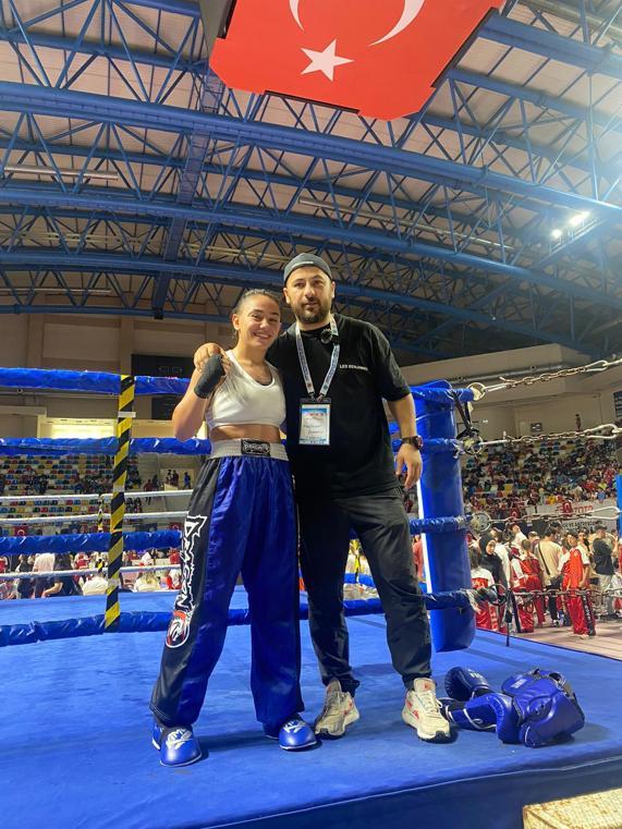Muay thai ve kick boksta Türkiye’yi dünyada temsil edecek sporcular yetişiyor