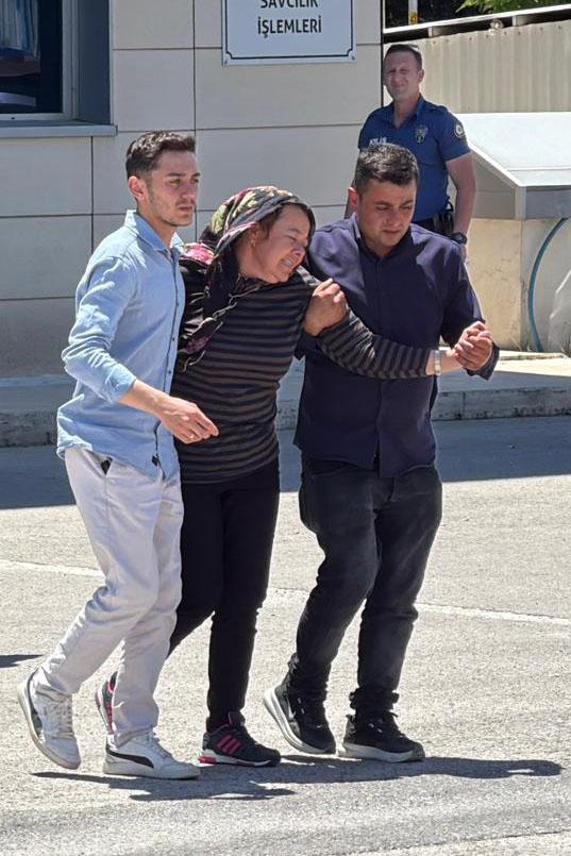 7 aylık hamile hemşire Esra, evinde ölü bulundu