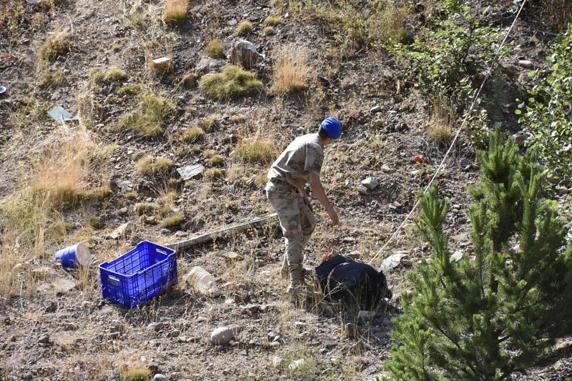 Fındık işçilerini taşıyan minibüs uçuruma yuvarlandı: 4 ölü, 17 yaralı
