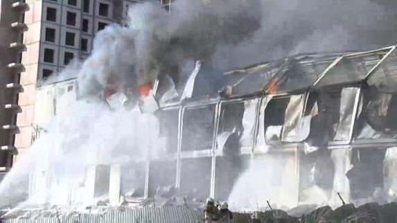 Esenyurtta şantiyedeki konteynerde çıkan yangında 1 işçi yaralandı