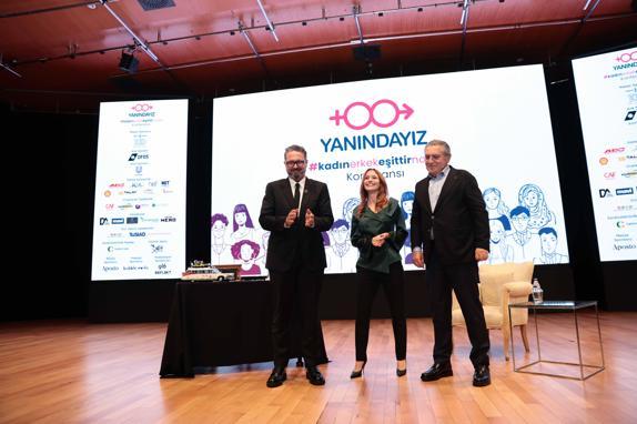 Yanındayız Derneği, #kadınerkekeşittirnokta konferansı düzenledi