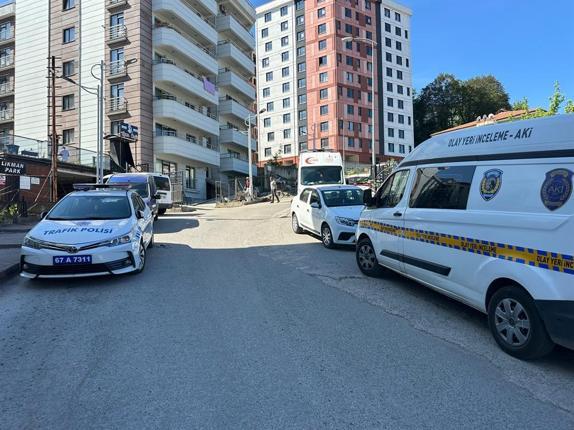 Gece balkondan düşen Elif’in sabah cansız bedeni bulundu