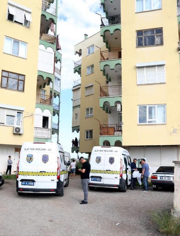 Eşi, Ceylanı sırtından 8, boğazından 1 bıçak darbesiyle öldürmüş