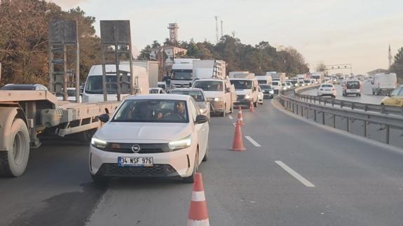 Arnavutköyde zincirleme kaza: 2 yaralı