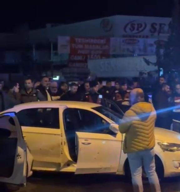 Otomobil gasbetti, 2 kişiyi öldürüp, 2si polis 7 kişiyi yaraladı; çatışmada etkisiz hale getirildi