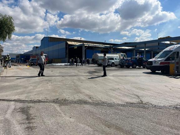 İzmirde fabrika yangını kontrol altında