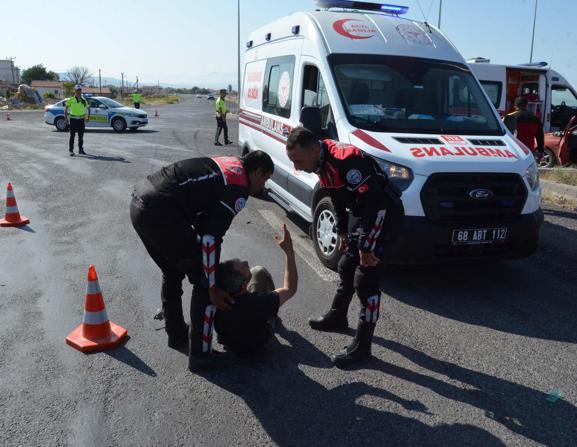 YKSye giderken kaza yaptılar: 1 ölü, 3 ağır 10 yaralı
