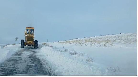 Kar yağışı tüm yurdu etkiledi; yollar kapandı, okullar tatil edildi