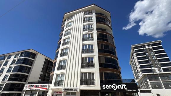 Apartmanın 5inci katından düşen 11 yaşındaki Ateş Ender, yaşamını yitirdi