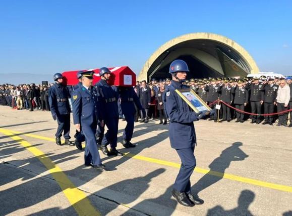 Şehitler memleketlerinde son yolculuğuna uğurlandı