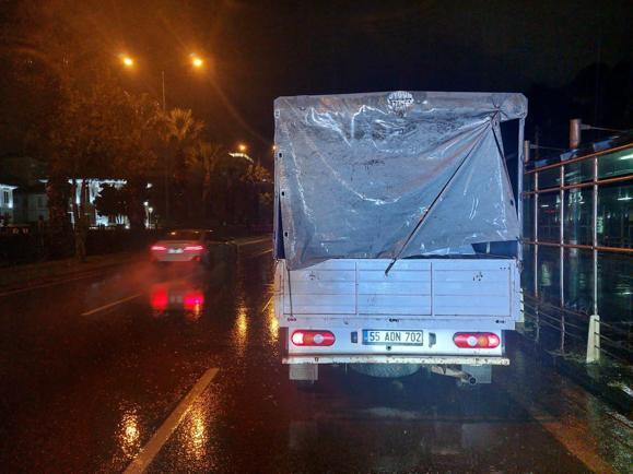 Kamyonetin çarptığı 2 çocuk öldü