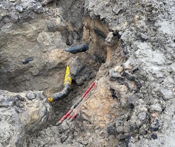 Boru döşenirken meydana gelen göçükte yaralanan 4 işçiden 1i öldü; 3 gözaltı