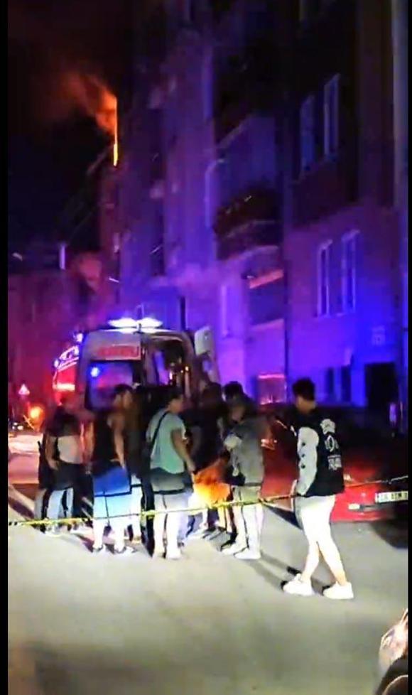 Eskişehir’de 4 katlı binada patlama: 1 ölü