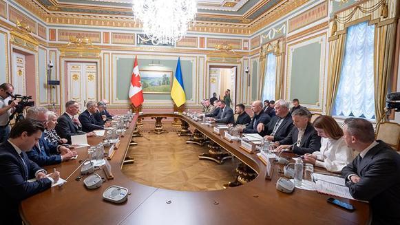 Ukrayna ile Kanada, güvenlik ve savunma alanlarında anlaşmalar imzaladı