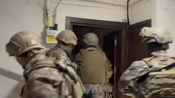 Kırklareli merkezli kargo ile uyuşturucu satan şüphelilere operasyonda 3 tutuklama