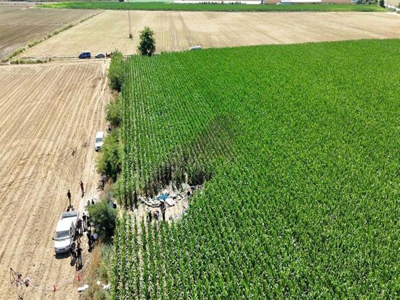 Eğitim uçağı mısır tarlasına düştü; öğrenci pilot Berfu hayatını kaybetti