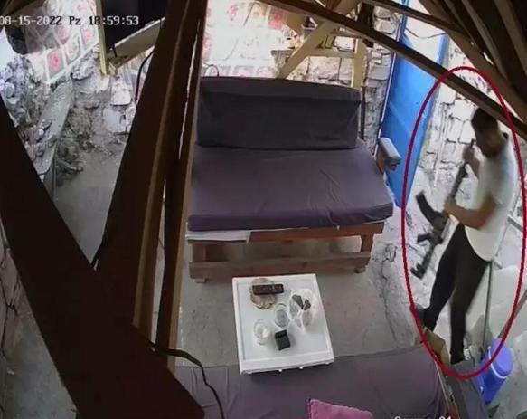 Şarkıcı Metin Işık ile oğlunun yeniden yargılandığı silahlı kavga davasında karar onandı