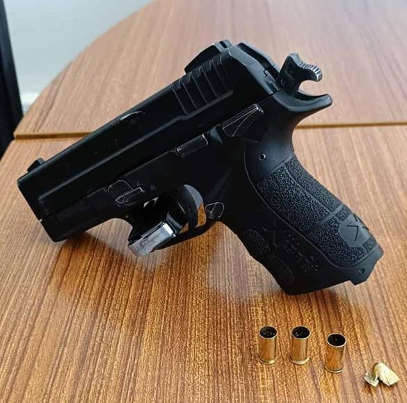 Evi terk eden sevgilisini, geri dönme teklifini reddedince tabancayla ağır yaraladı