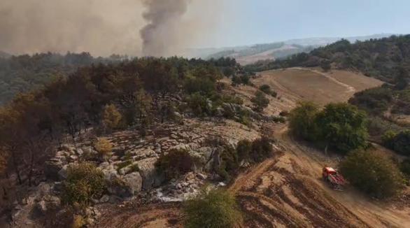 Kozanda başlayıp, 2 ilçeye daha sıçrayan orman yangını 2’nci gününde