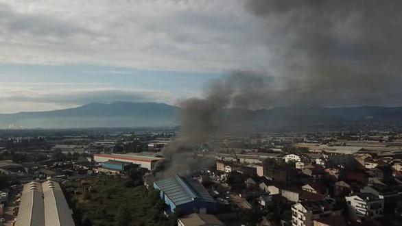 Kocaeli’de geri dönüşüm tesisinde yangın