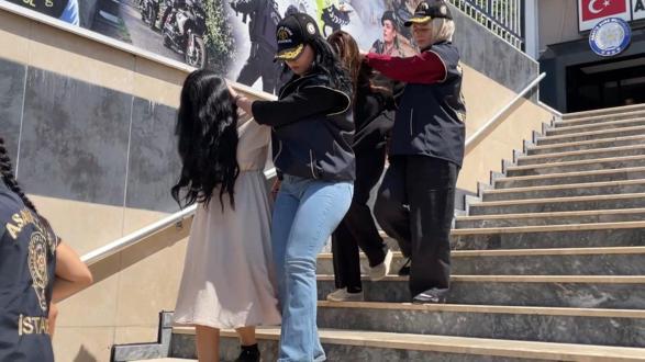 İstanbulda 8 evden hırsızlık yapan 4 şüpheli tutuklandı
