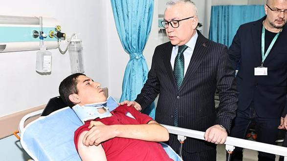 Sivasta öğrenci servisi devrildi: 15 yaralı