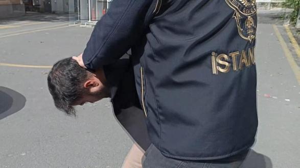 Bayrampaşada şemsiyeye tabanca süsü verdi, kuyumcu soydu; bilezikler imitasyon çıktı