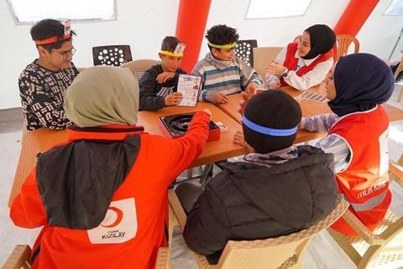 Kızılay’dan afetzede çocuklara psikososyal destek