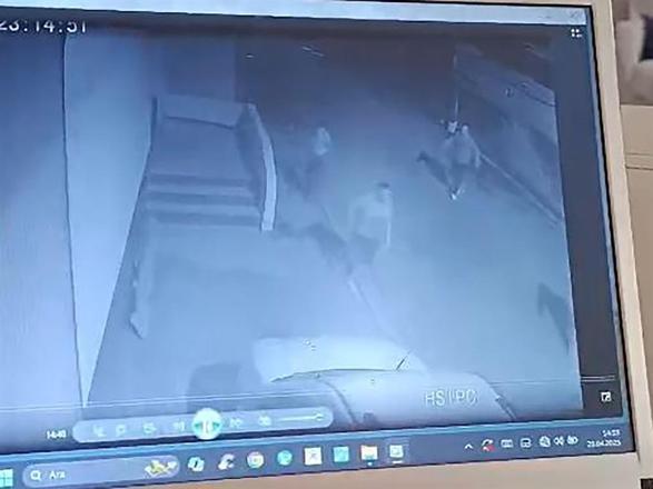 8 bıçak darbesiyle öldürülen Batuhan’ın annesi mezarı başında adalet istedi