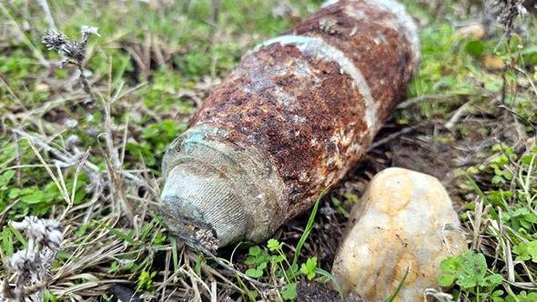 Edirne'de köy merasında bulunan top mermisi imha edildi