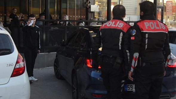 'Dur' ihtarından kaçan sürücü kafede yakalandı