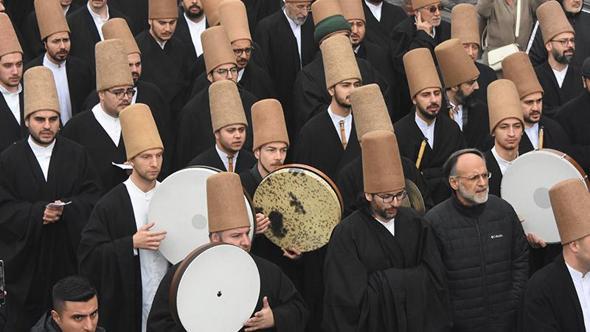 Mevlana'yı anma törenleri Konya'da 'Huzurt Vakti' teması ile başladı