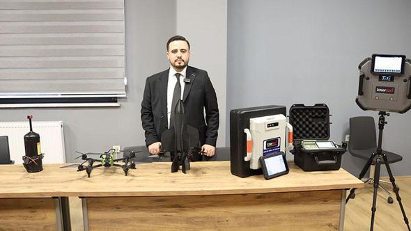 Yüksek lisans öğrencisi radar, arama kurtarma cihazı ve kamikaze dron geliştirdi