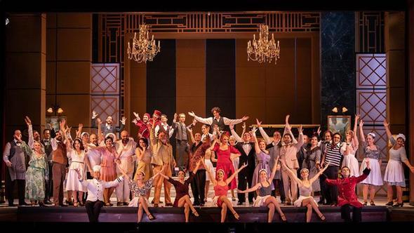 'Deli Dolu' opereti seyirciyi mizah ve müziğin büyüsüne davet ediyor