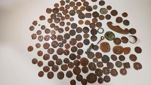 İznik'te 143 tarihi eser ele geçirildi