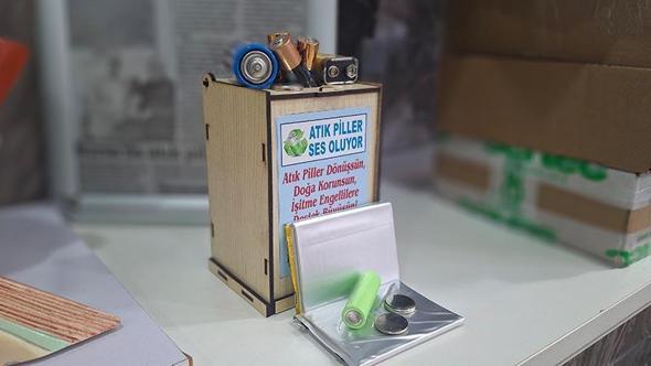 Atık piller işitme engellilere ‘ses’ oluyor