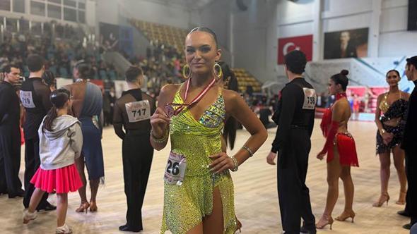 Dans Sporu 2’nci Etap ve Ulusal Sıralama Yarışması Ankara’da gerçekleştirildi