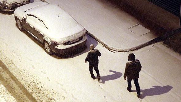 Van'da kar yağışı etkili oldu