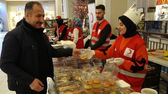 Erzurum Kızılay’dan Gazze ve Sudan için hayır kermesi
