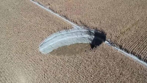 ‘Yer altı suları çekildikçe doğa bize oluşan obruklarla karşılık veriyor’