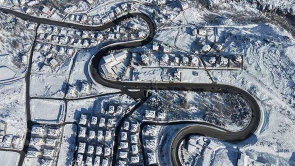 Kayseri'de kar, seyrine doyumsuz manzara oluşturdu