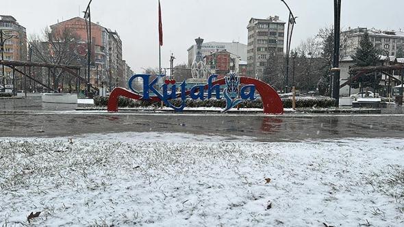Kütahya’da kar yağışı