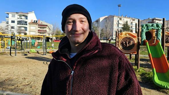 Kanseri yenen mimar, sevincini trafikte korna çalarak kutladı