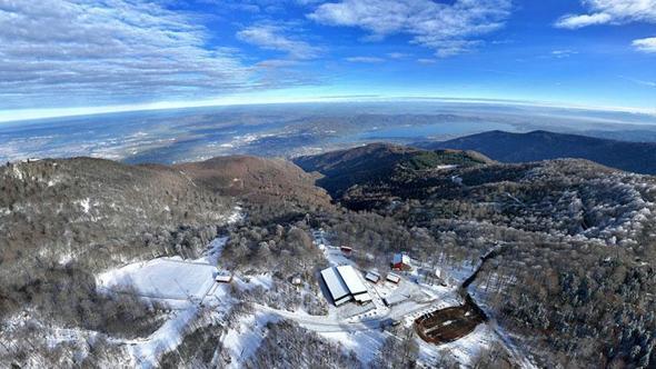 Kocaeli'de Kartepe beyaz örtüyle kaplandı