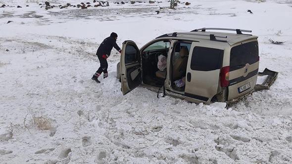 Iğdır'da 4 aracın karıştığı zincirleme kaza; 4 yaralı