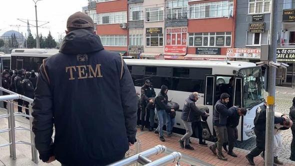 DEAŞ ve El Kaide operasyonunda 30 şüpheli adliyede